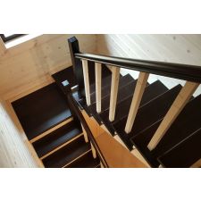 Простая лестница из сосны